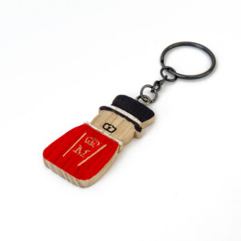 the red beefeater keyring original gift